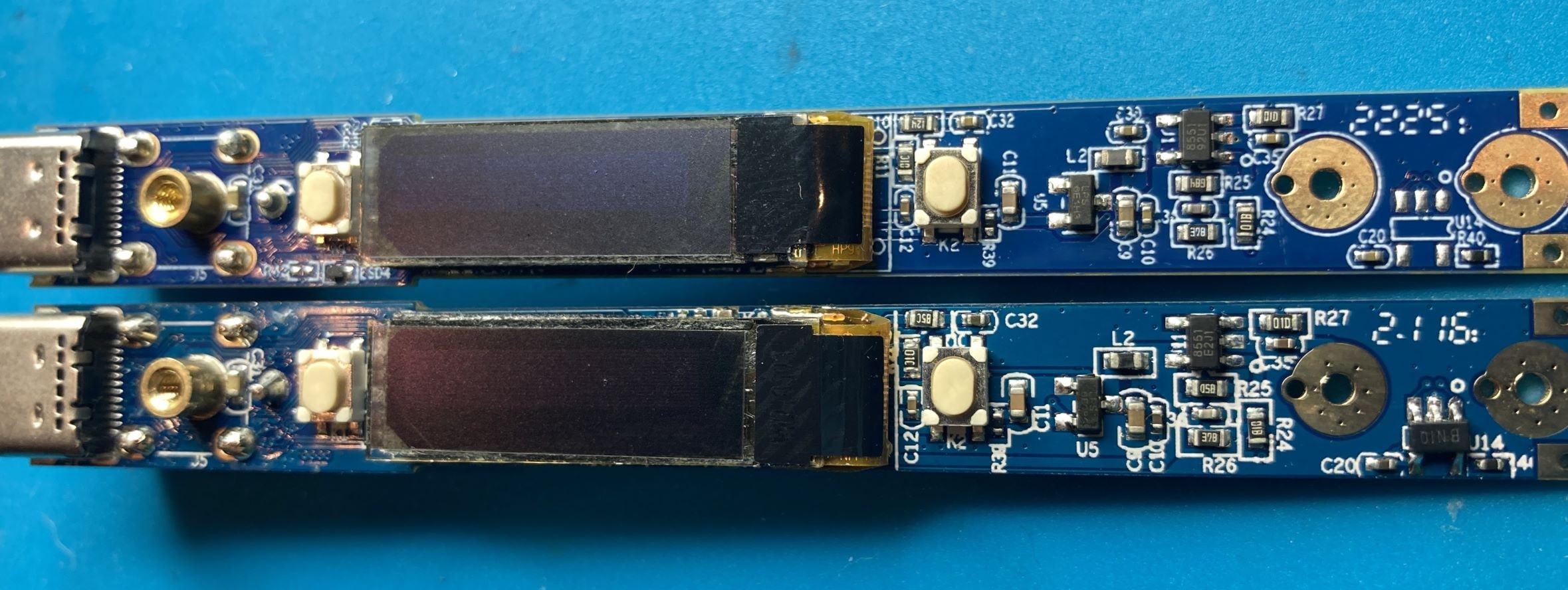 Pinecil_PCB_screen_side,_V2_on_top,_V1_on_bottom